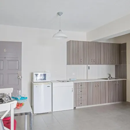 So6 Apartman *